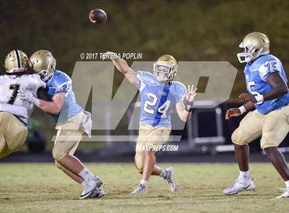 Thumbnail 3 in Greer @ Daniel photogallery.