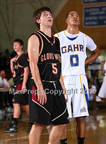 Thumbnail 1 in Gahr vs. Clovis West (California Classic) photogallery.
