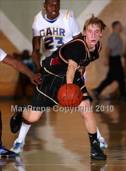Thumbnail 2 in Gahr vs. Clovis West (California Classic) photogallery.