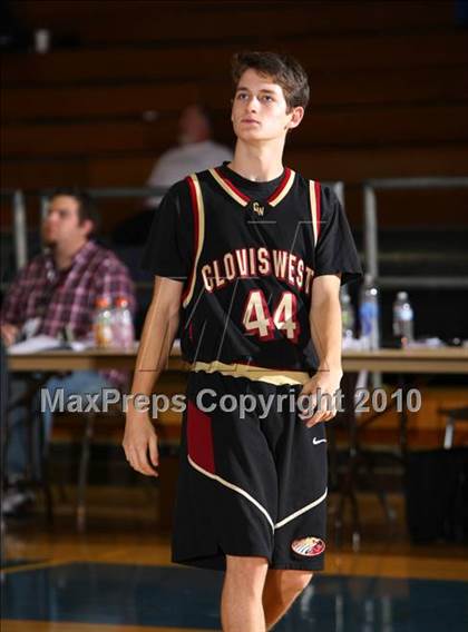 Thumbnail 1 in Gahr vs. Clovis West (California Classic) photogallery.