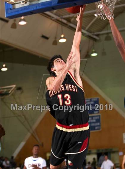 Thumbnail 1 in Gahr vs. Clovis West (California Classic) photogallery.
