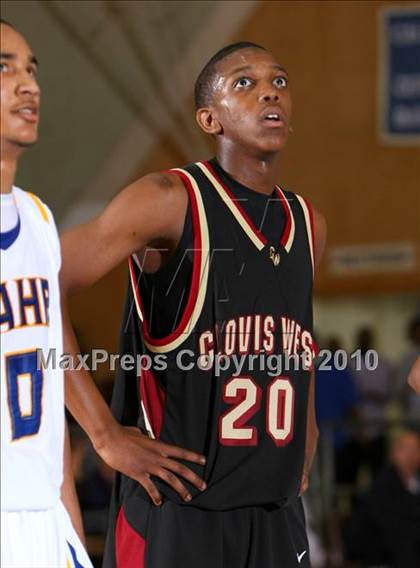 Thumbnail 2 in Gahr vs. Clovis West (California Classic) photogallery.