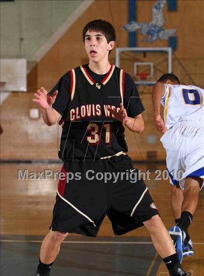 Thumbnail 2 in Gahr vs. Clovis West (California Classic) photogallery.
