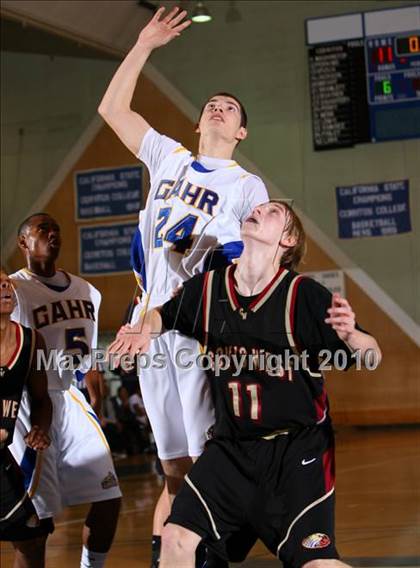 Thumbnail 1 in Gahr vs. Clovis West (California Classic) photogallery.
