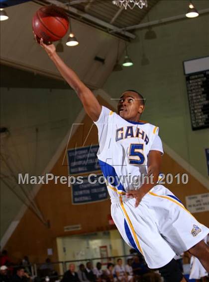 Thumbnail 3 in Gahr vs. Clovis West (California Classic) photogallery.