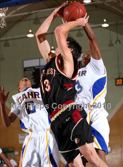 Thumbnail 2 in Gahr vs. Clovis West (California Classic) photogallery.