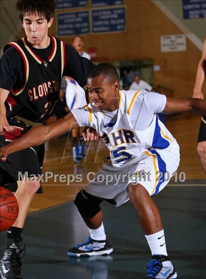 Thumbnail 2 in Gahr vs. Clovis West (California Classic) photogallery.