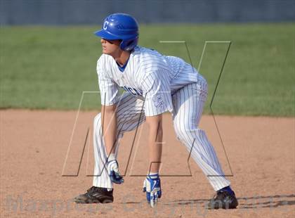 Thumbnail 1 in Conner @ Covington Catholic photogallery.