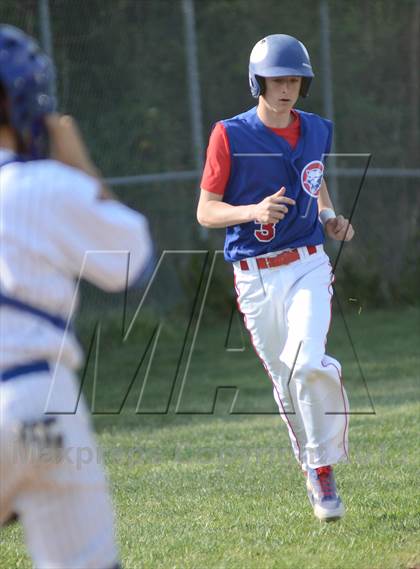 Thumbnail 3 in Conner @ Covington Catholic photogallery.