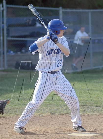 Thumbnail 2 in Conner @ Covington Catholic photogallery.