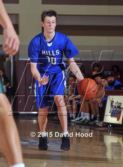 Thumbnail 3 in Catalina Foothills vs. Damien (MaxPreps Holiday Classic) photogallery.