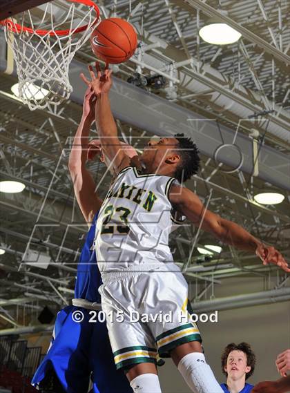 Thumbnail 2 in Catalina Foothills vs. Damien (MaxPreps Holiday Classic) photogallery.