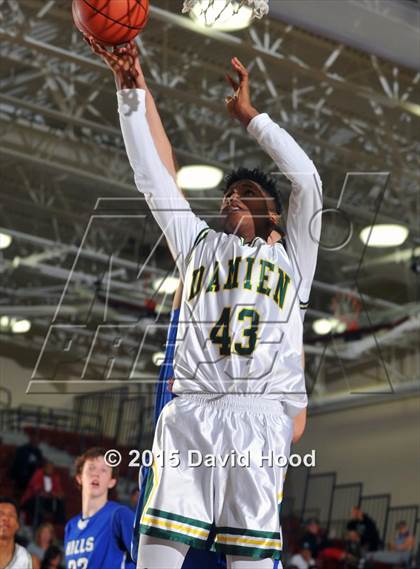 Thumbnail 2 in Catalina Foothills vs. Damien (MaxPreps Holiday Classic) photogallery.