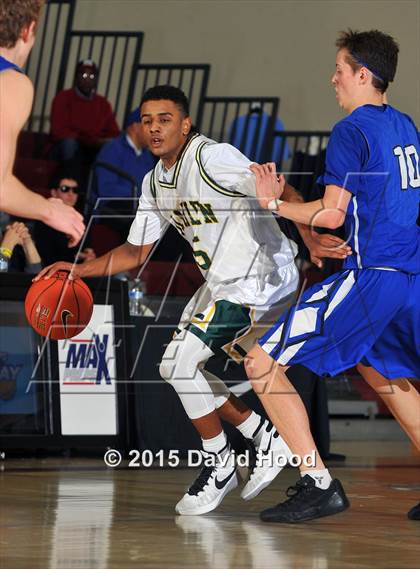 Thumbnail 2 in Catalina Foothills vs. Damien (MaxPreps Holiday Classic) photogallery.