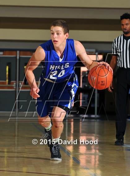 Thumbnail 2 in Catalina Foothills vs. Damien (MaxPreps Holiday Classic) photogallery.