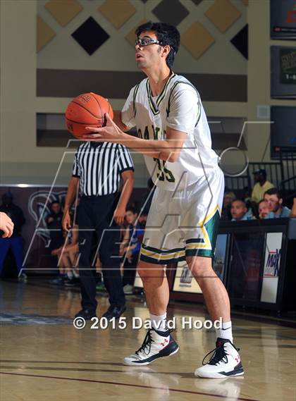 Thumbnail 2 in Catalina Foothills vs. Damien (MaxPreps Holiday Classic) photogallery.