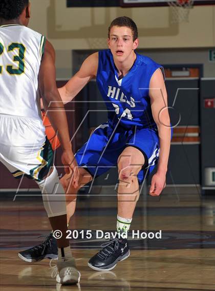 Thumbnail 1 in Catalina Foothills vs. Damien (MaxPreps Holiday Classic) photogallery.