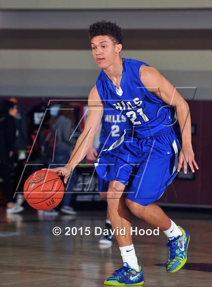 Thumbnail 1 in Catalina Foothills vs. Damien (MaxPreps Holiday Classic) photogallery.