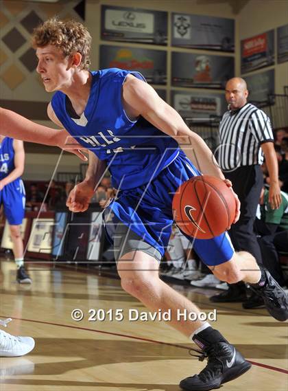 Thumbnail 1 in Catalina Foothills vs. Damien (MaxPreps Holiday Classic) photogallery.