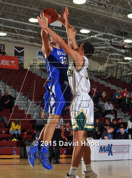 Thumbnail 1 in Catalina Foothills vs. Damien (MaxPreps Holiday Classic) photogallery.