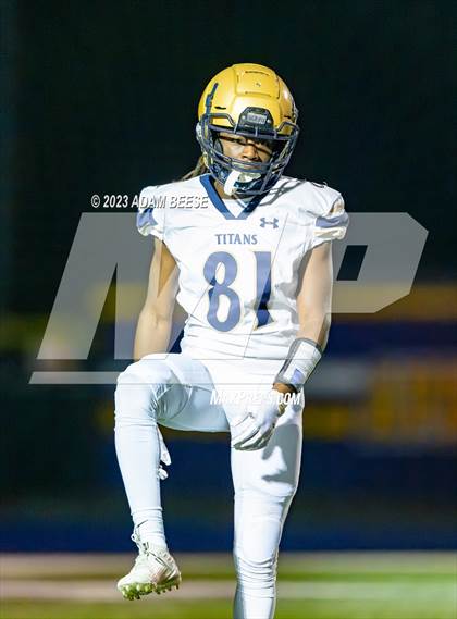 Thumbnail 1 in Avon vs St. John's Jesuit (OHSAA Region 6 Round 1) photogallery.