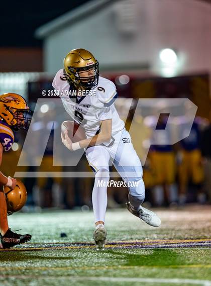 Thumbnail 2 in Avon vs St. John's Jesuit (OHSAA Region 6 Round 1) photogallery.