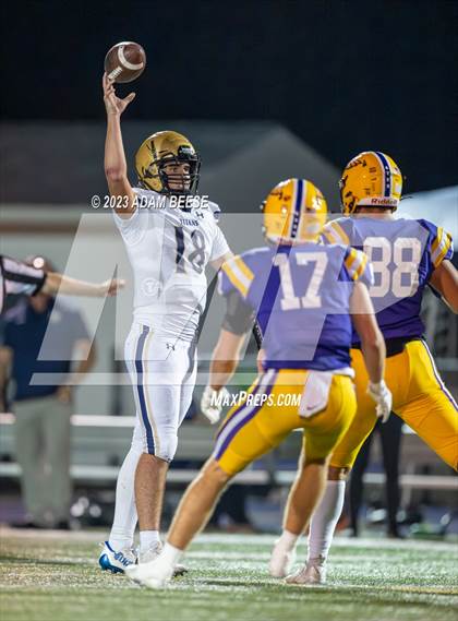 Thumbnail 1 in Avon vs St. John's Jesuit (OHSAA Region 6 Round 1) photogallery.