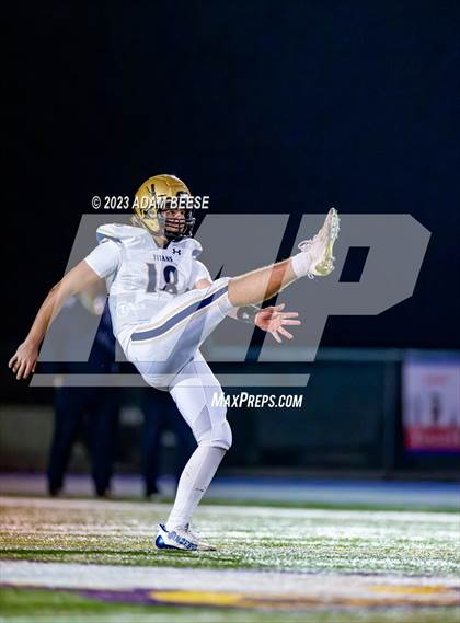 Thumbnail 3 in Avon vs St. John's Jesuit (OHSAA Region 6 Round 1) photogallery.