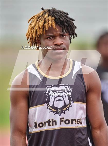 Thumbnail 1 in JV: Dave Bethany Relays (4x200M) photogallery.