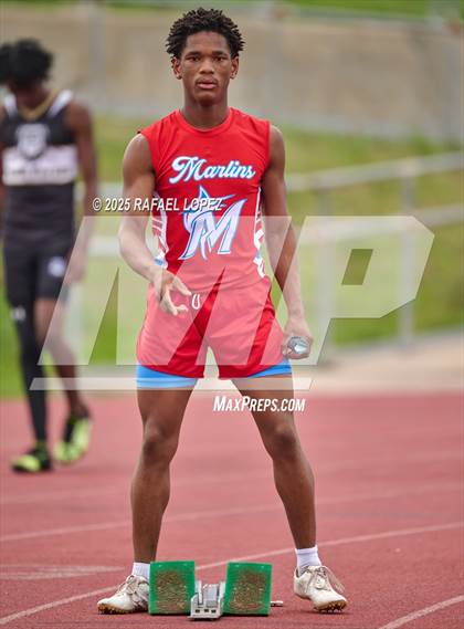 Thumbnail 2 in JV: Dave Bethany Relays (4x200M) photogallery.