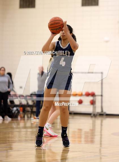 Thumbnail 2 in Higley vs. Kellis (Mountain Ridge Invitational) photogallery.