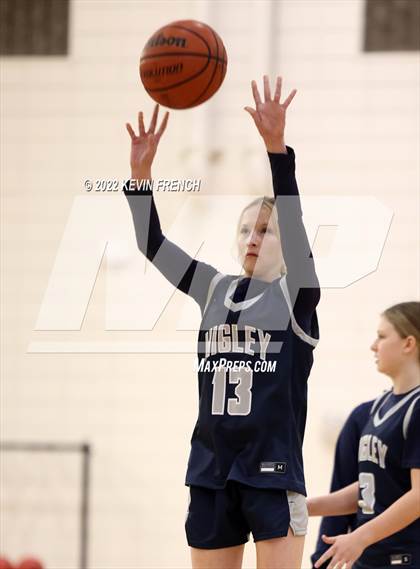 Thumbnail 3 in Higley vs. Kellis (Mountain Ridge Invitational) photogallery.