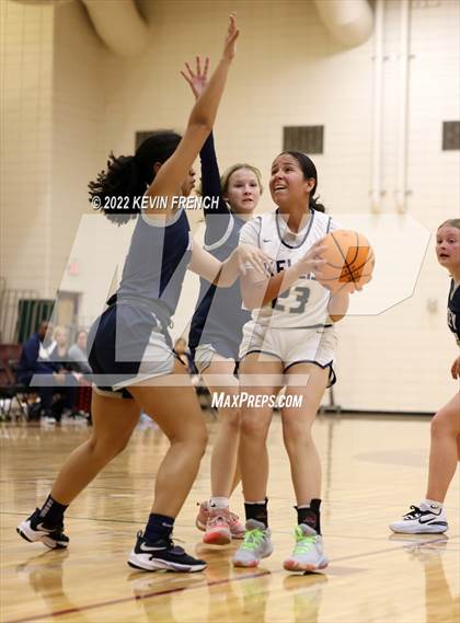 Thumbnail 2 in Higley vs. Kellis (Mountain Ridge Invitational) photogallery.