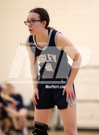 Thumbnail 1 in Higley vs. Kellis (Mountain Ridge Invitational) photogallery.