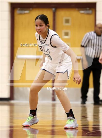 Thumbnail 3 in Higley vs. Kellis (Mountain Ridge Invitational) photogallery.