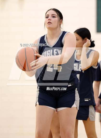 Thumbnail 1 in Higley vs. Kellis (Mountain Ridge Invitational) photogallery.