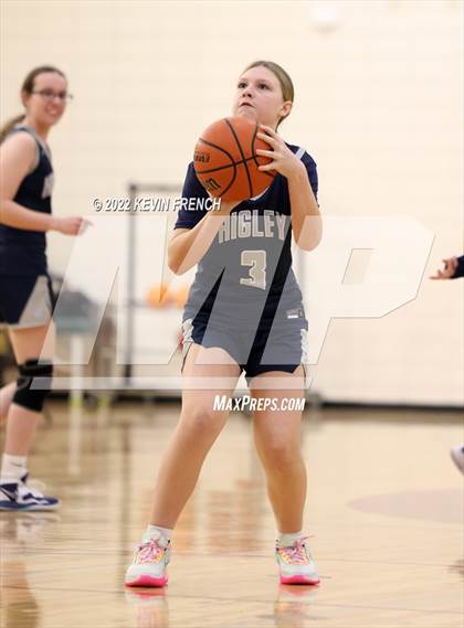 Thumbnail 1 in Higley vs. Kellis (Mountain Ridge Invitational) photogallery.