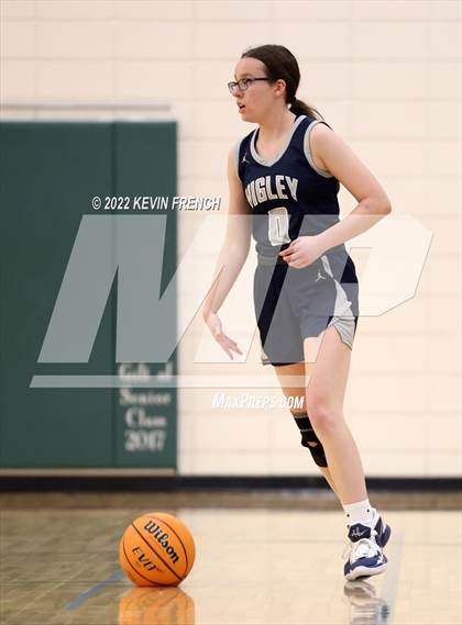 Thumbnail 3 in Higley vs. Kellis (Mountain Ridge Invitational) photogallery.