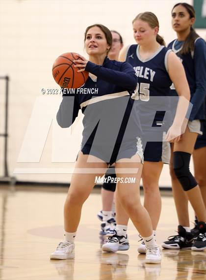 Thumbnail 1 in Higley vs. Kellis (Mountain Ridge Invitational) photogallery.