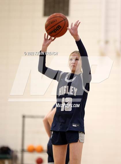 Thumbnail 3 in Higley vs. Kellis (Mountain Ridge Invitational) photogallery.