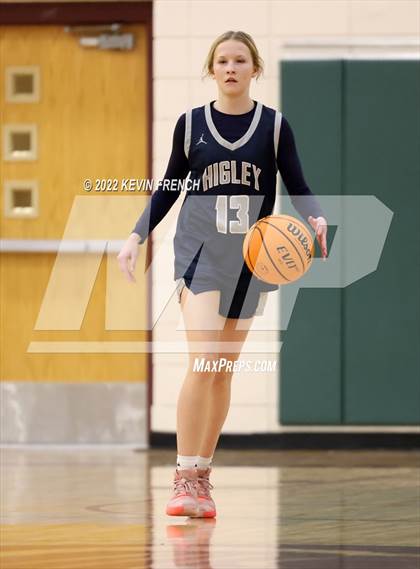 Thumbnail 3 in Higley vs. Kellis (Mountain Ridge Invitational) photogallery.