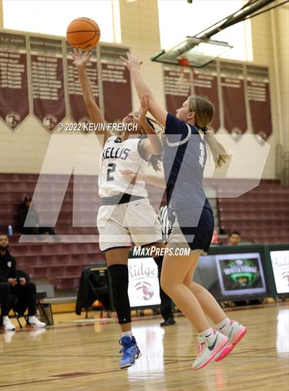 Thumbnail 2 in Higley vs. Kellis (Mountain Ridge Invitational) photogallery.