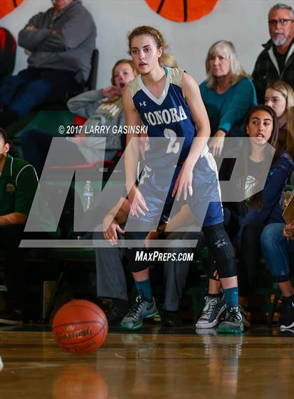 Thumbnail 1 in Sonora vs. Canyon (CIF SS Division 1AA Quarter Final) photogallery.
