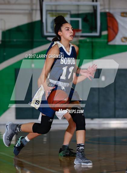 Thumbnail 2 in Sonora vs. Canyon (CIF SS Division 1AA Quarter Final) photogallery.