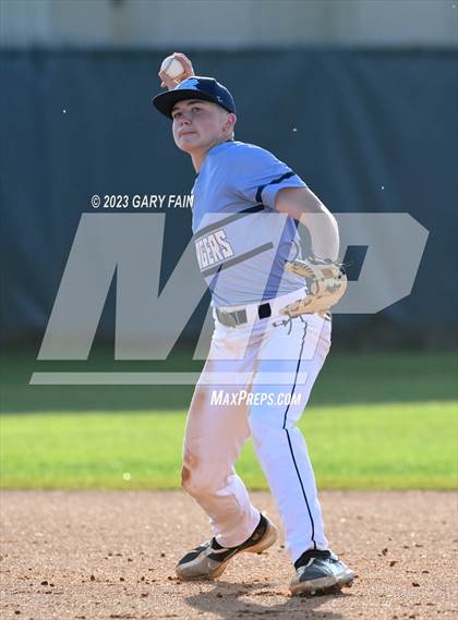 Thumbnail 2 in McMinn Central @ Soddy Daisy (scrimmage) photogallery.