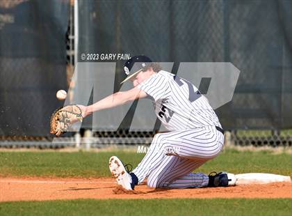 Thumbnail 2 in McMinn Central @ Soddy Daisy (scrimmage) photogallery.