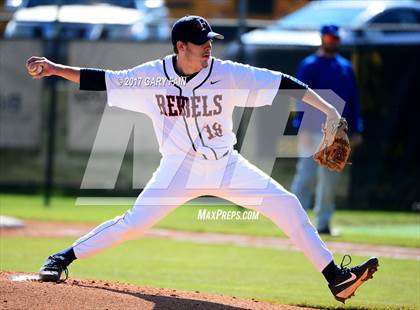 Thumbnail 1 in Franklin County vs Red Bank (Wildcat Classic) photogallery.