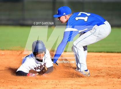 Thumbnail 3 in Franklin County vs Red Bank (Wildcat Classic) photogallery.