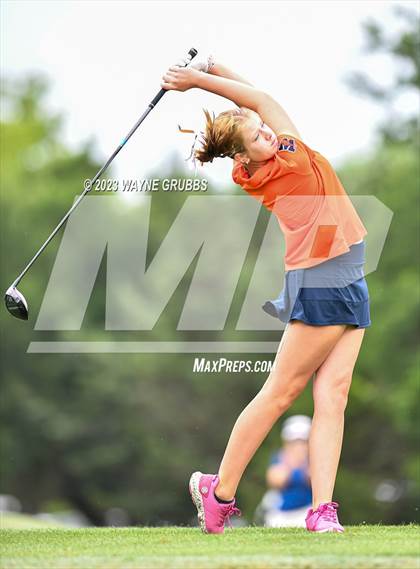 Thumbnail 2 in UIL 5A Girls Golf State Tournament photogallery.