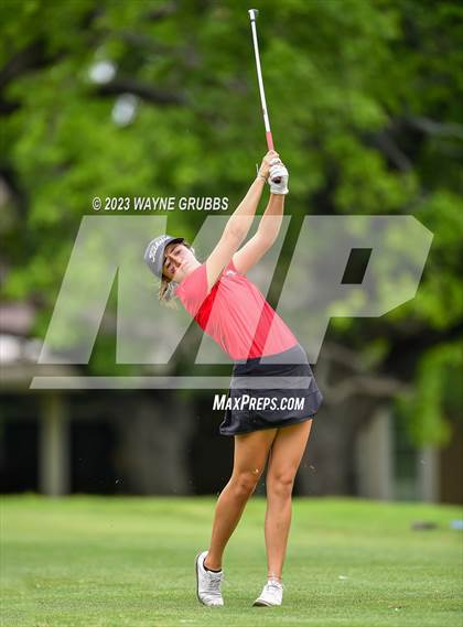 Thumbnail 2 in UIL 5A Girls Golf State Tournament photogallery.
